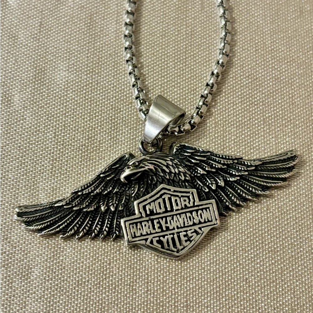 Harley-Davidson Stainless Steel  Winged Pendant Necklace - Picture 2 of 3